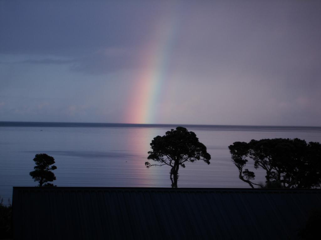 Manuka Lodge Tryphena Buitenkant foto